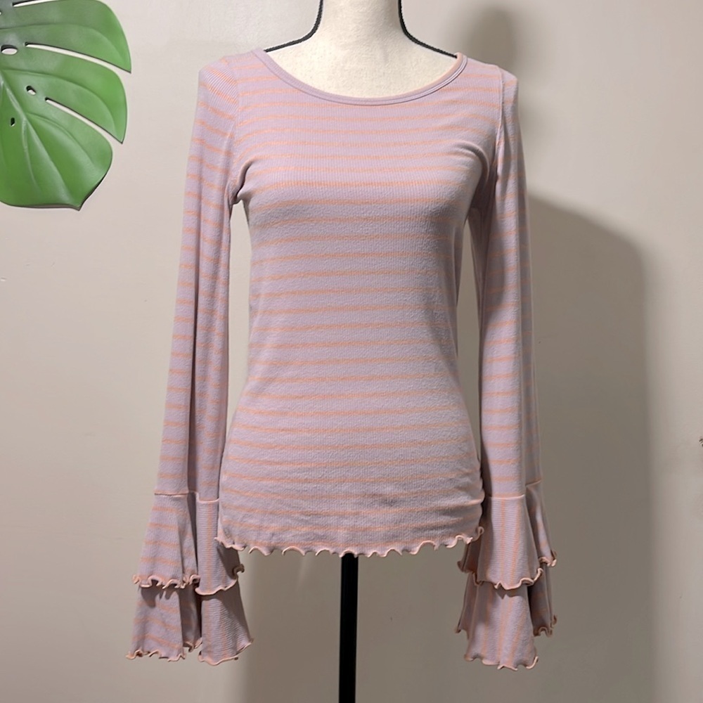 Free People Good Find Bell Sleeve Top in Dusty Pink Stripe Sz. Medium - Picture 7 of 12